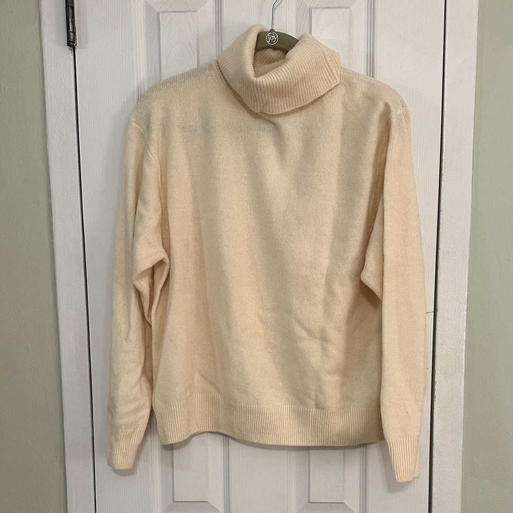Uniqlo Cream Turtleneck Sweater